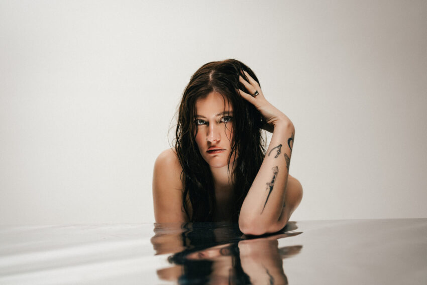 MADELINE JUNO Photo von MADELINE JUNO